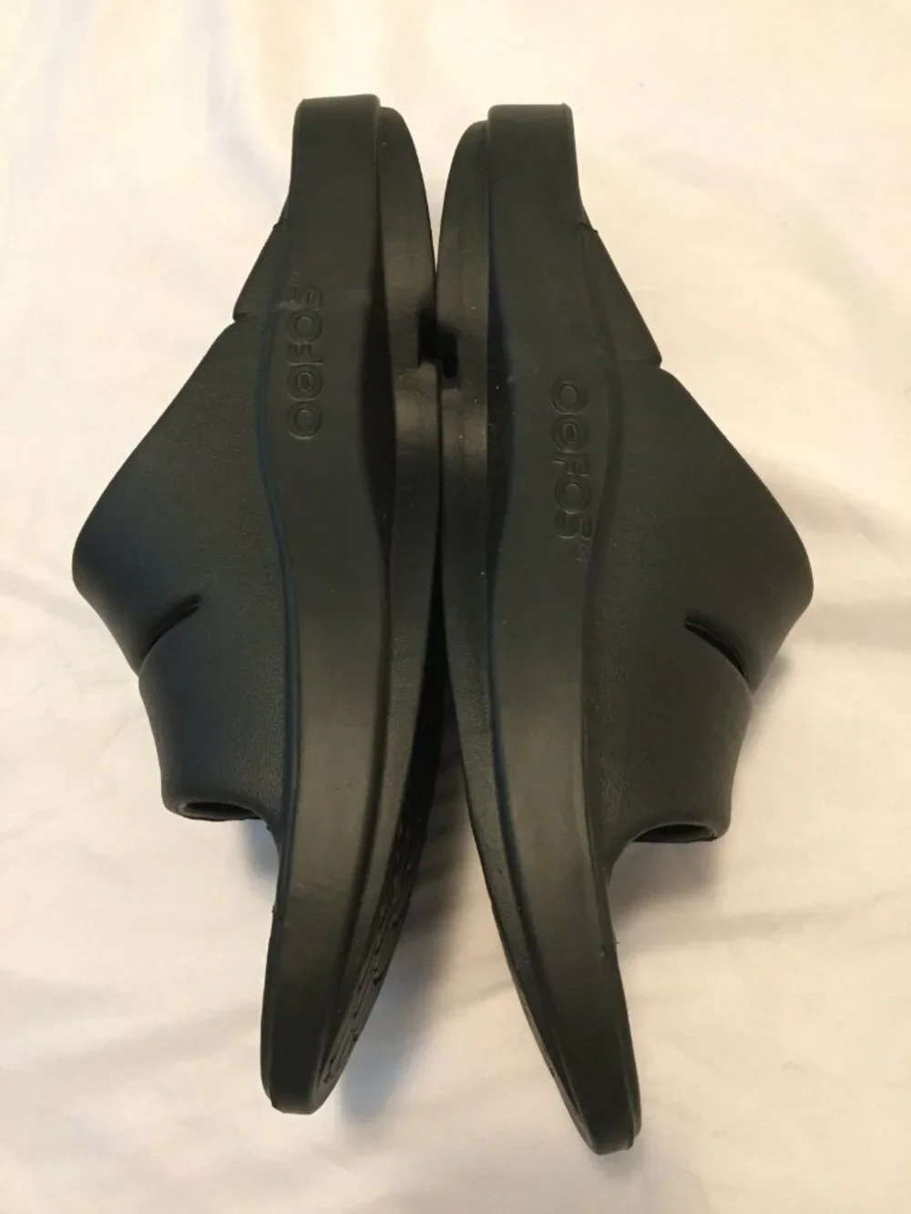 OOFOS OOahh Men's Black Recovery Slide Sandals Size M9 / W11